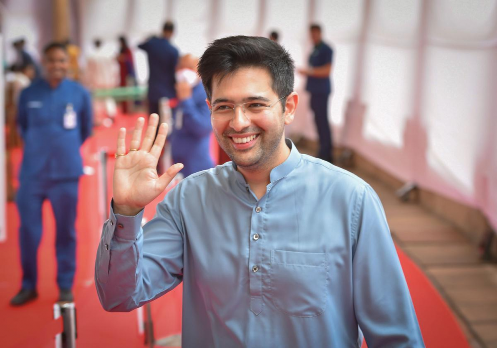 AAP MADE RAGHAV CHADHA CO-IN-CHARGE OF GUJARAT, TOOK A BIG STEP BEFORE THE ELECTIONS