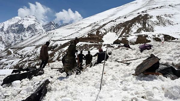 TEN MOUNTAINEERS FEARED KILLED IN AVALANCHE AT UTTARAKHAND
